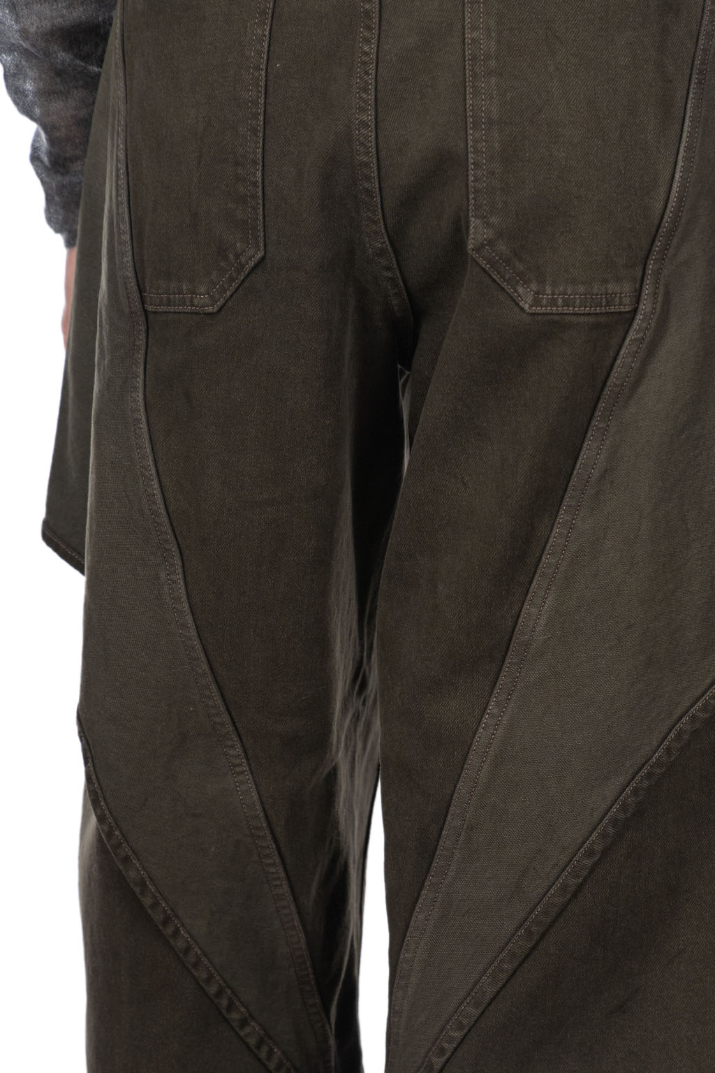 JW Anderson - Cropped Sculptural Jeans - Smoke