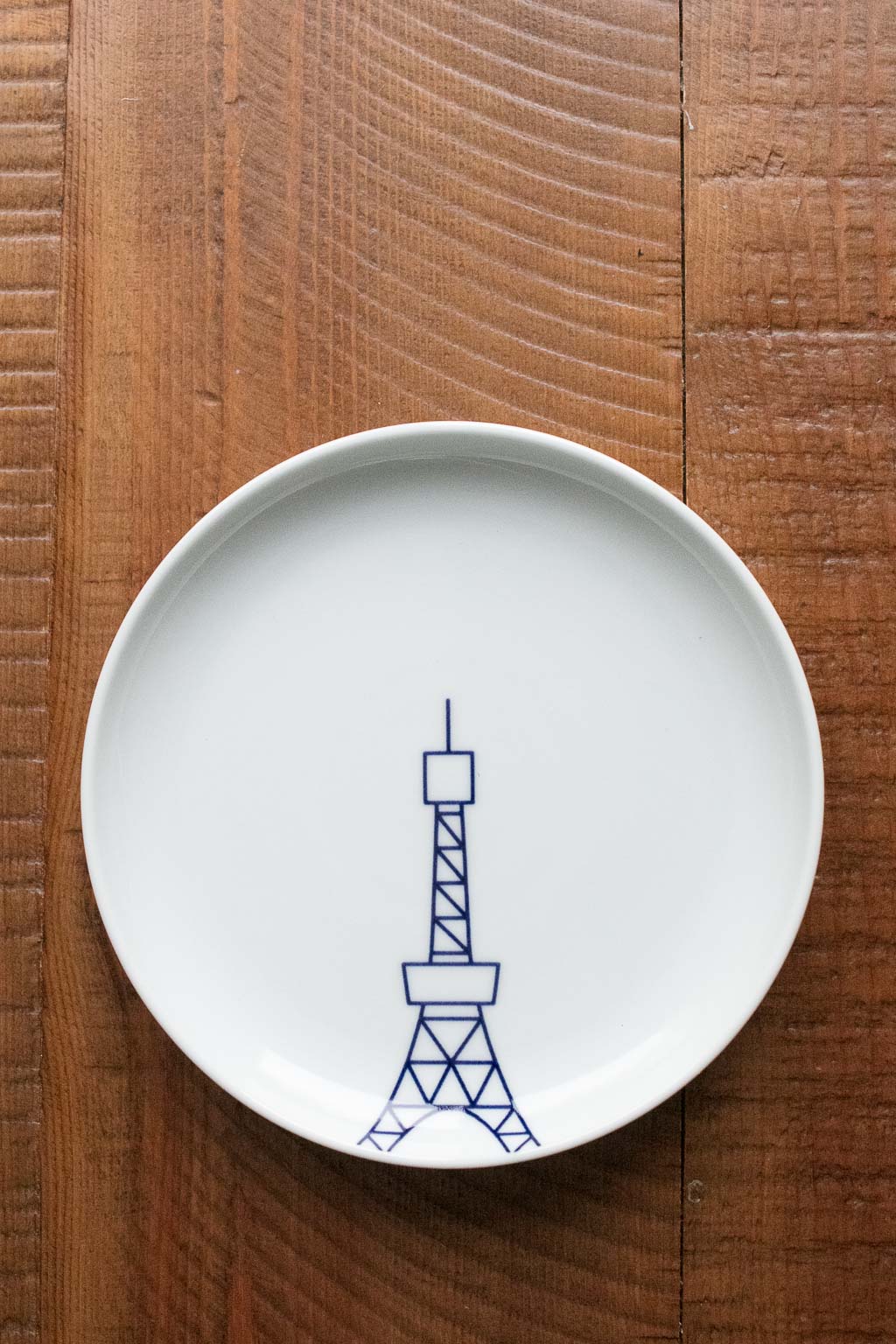 Kihara Porcelain Tokyo Icon Plate- Tokyo Tower