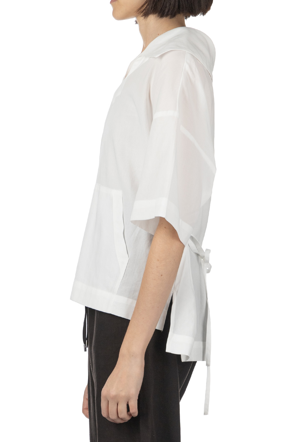 Manon - Butterfly Collar Pullover Shirt - White