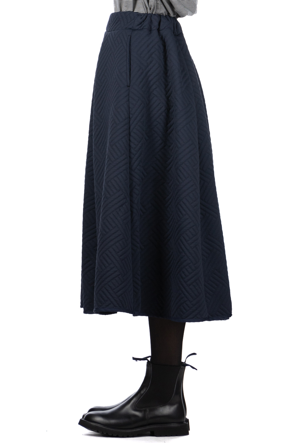 NARU  - Quilt Jaquard Flare Skirt  - Navy