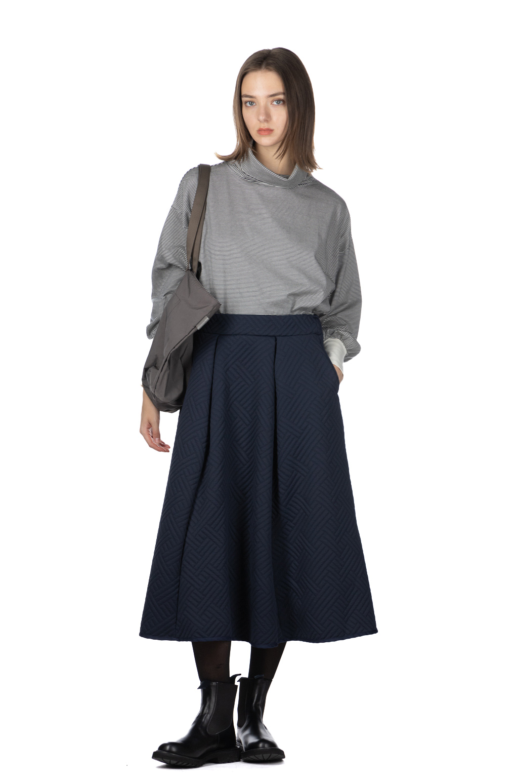 NARU  - Quilt Jaquard Flare Skirt  - Navy