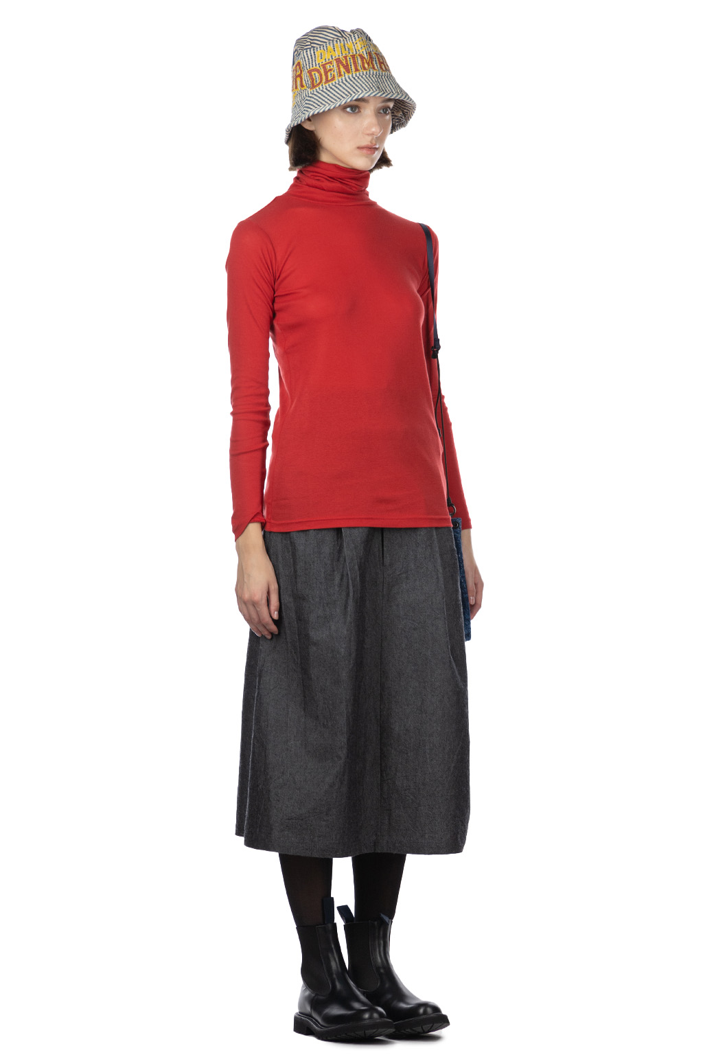 NARU  - Soft Milling Twisted Turtleneck - Red