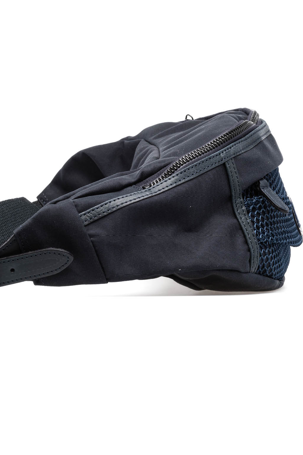 Nanamica (NAN) - Water Repellent Belt Bag in 2 color Choices