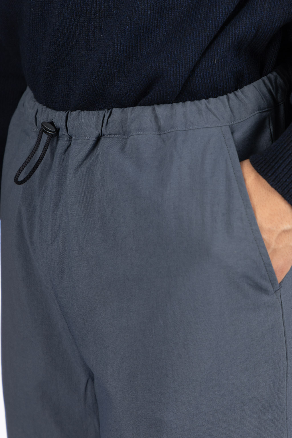 Still by hand - Zipped Hem Nylon Pants - Blue Grey