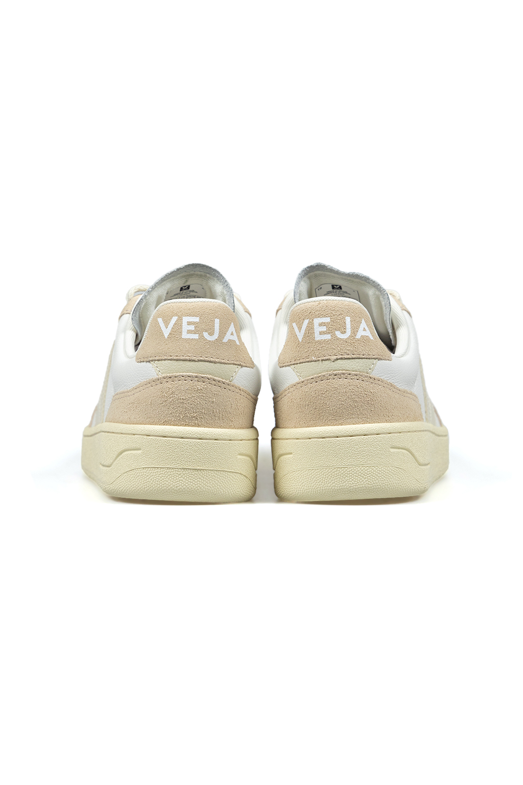 VEJA - V-90 Leather - Extra White Pierre