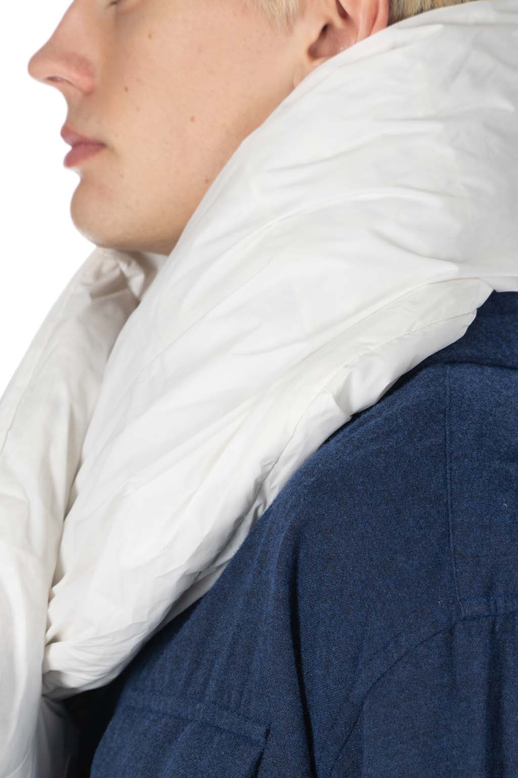 Arcteryx Veilance - Conduit Down Scarf - Arctic Silk