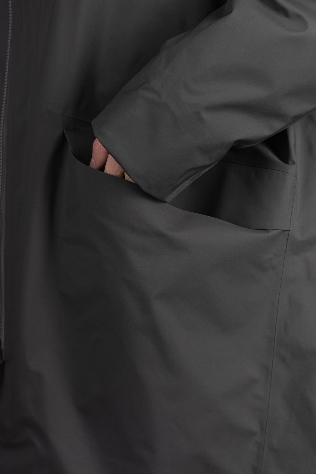 Arcteryx Veilance - Monitor Down Coat - Penumbra